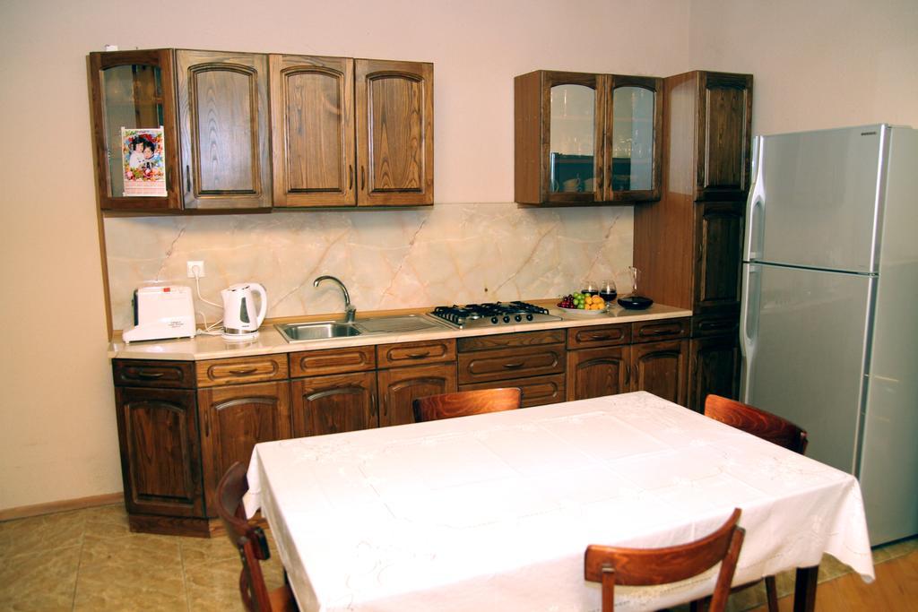 Guesthouse Fatima Szenaki Kültér fotó